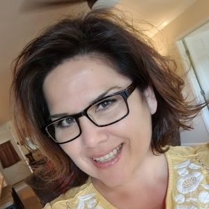 Meet your Posher, Paula